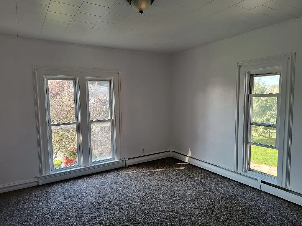 1 bed, $900 — Photo 2