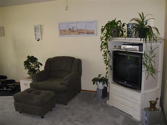4th image of 418 56th St Unit 306