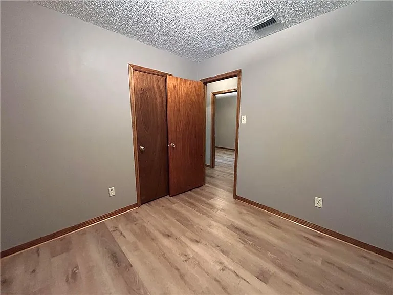 8130 Center St — Photo 8