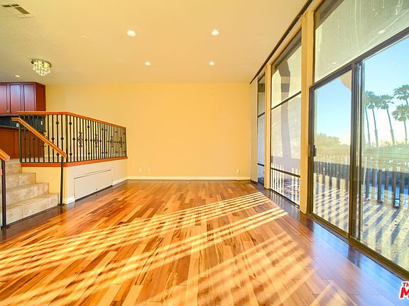 4th image of 7235 Marina Pacifica Dr #8