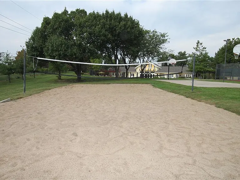 The Ethans Apartments — Photo 15