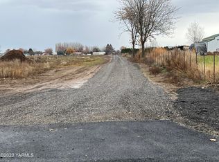 11823 Hicks Rd #2, Grandview, WA 98930