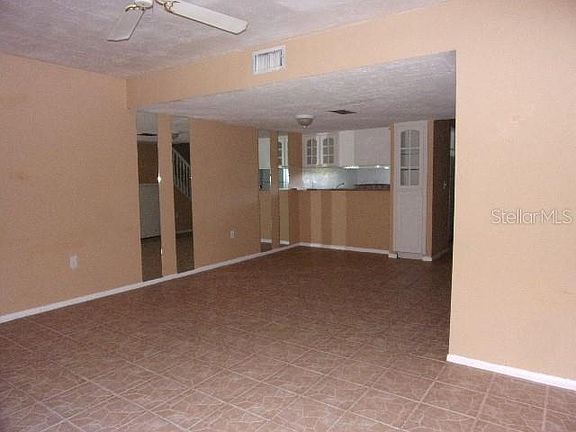 3rd image of 1836 Crystal Lake Dr #20