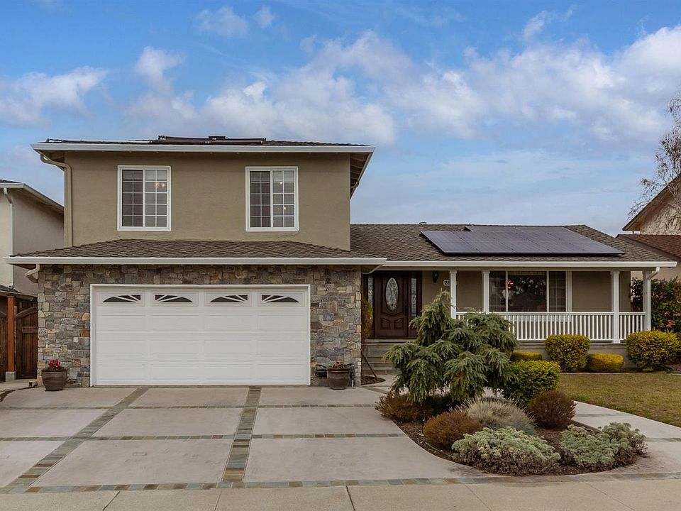 1st image of 2861 Helmsley Dr