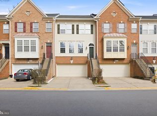 8553 Wyngate Manor Ct, Alexandria, VA 22309
