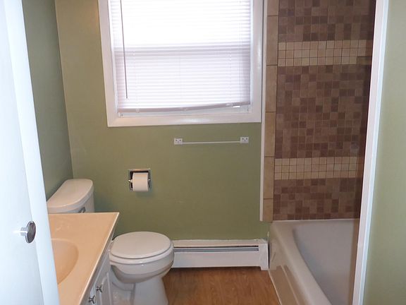 4th image of 1964 Sunnymede Ln