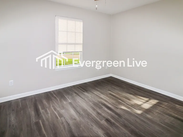 928 Bernstein Ct — Photo 14