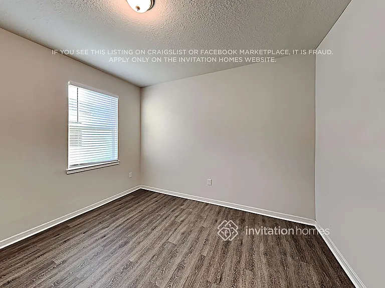 5190 Royal Point Ave — Photo 12