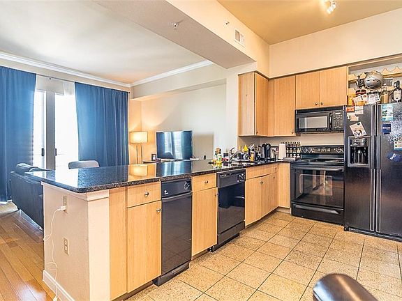 2nd image of 3225 Turtle Creek Blvd APT 1636
