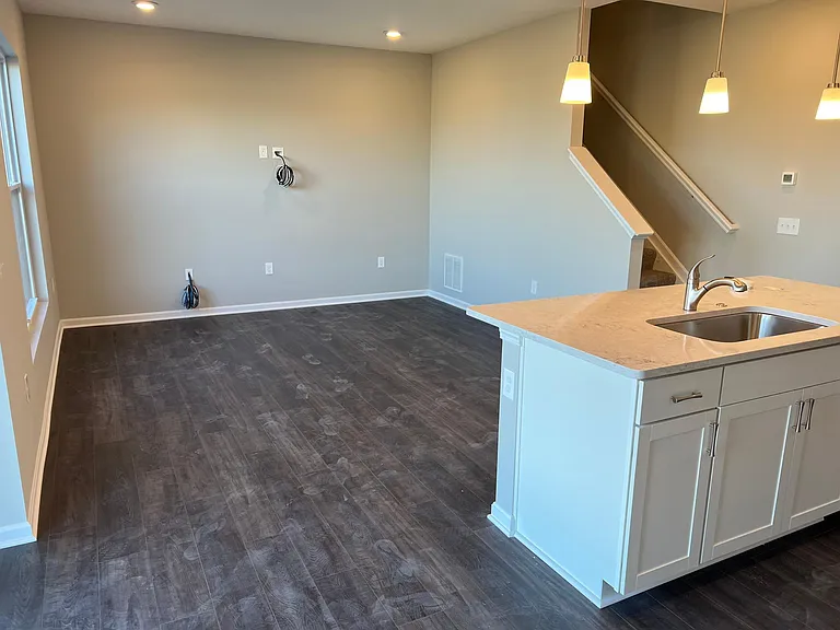 5559 Eagle Ct — Photo 6