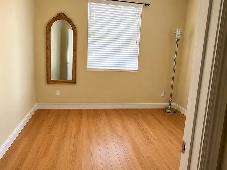 1326 Remington Ct — Photo 9