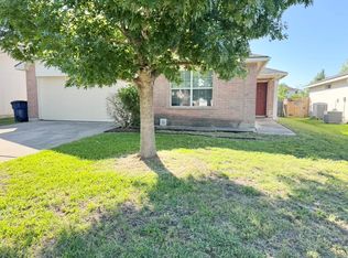 109 Gillespie Ln, Elgin, TX 78621