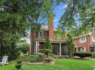 8837 S Leavitt St, Chicago, IL 60643