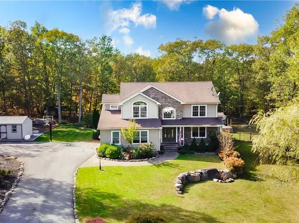 589 Sycamore Ln, East Stroudsburg, PA 18302