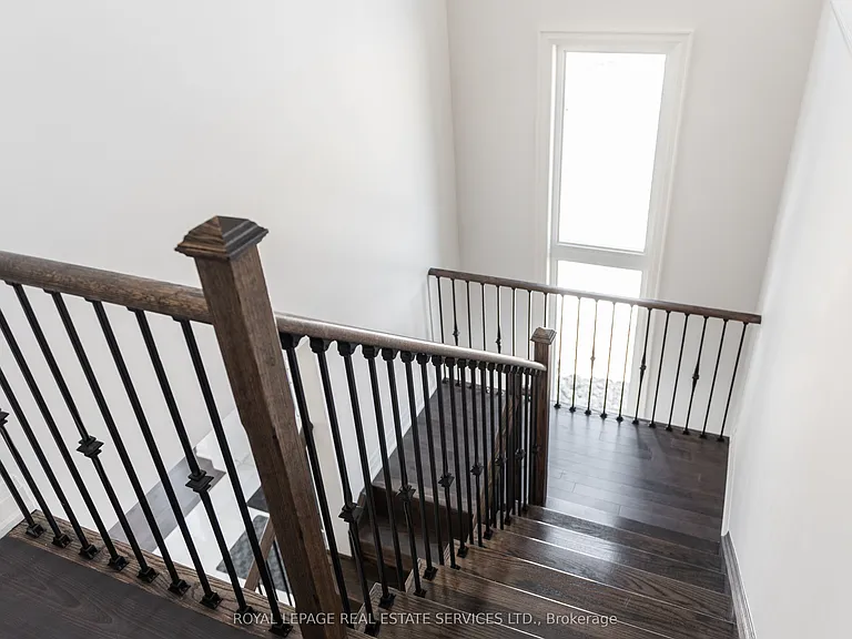 406 Humphrey St — Photo 17