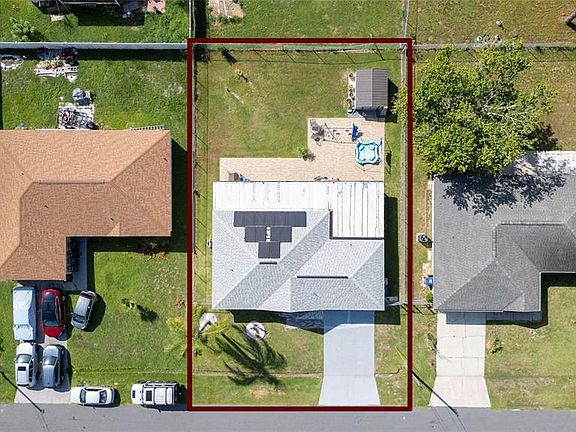 3rd image of 256 Cranbrook Dr