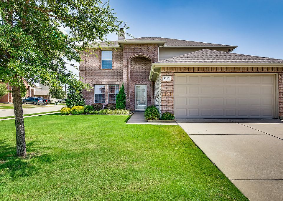 1st image of 1316 Water Lily Dr