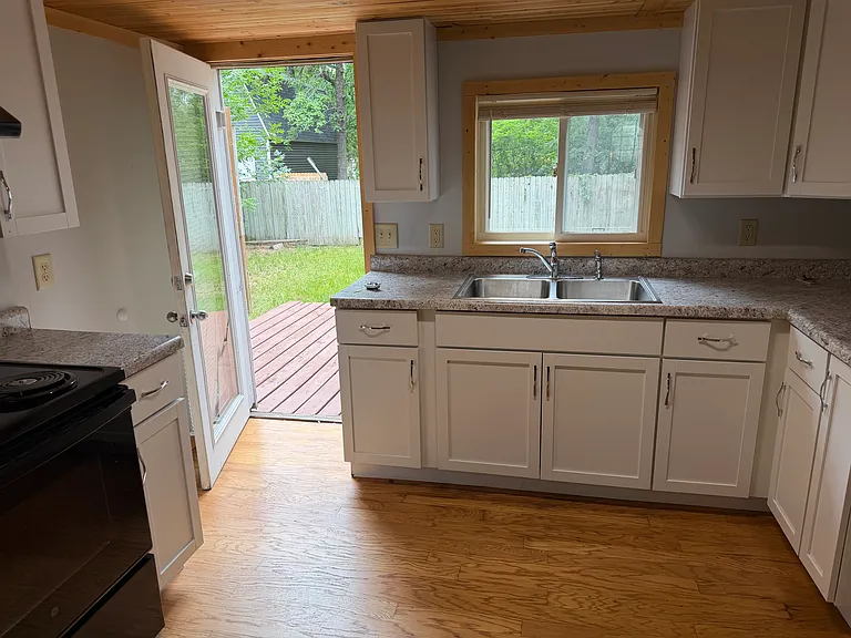 22751 Boyne St NE — Photo 7
