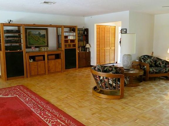 4th image of 238 Paradise Island Dr