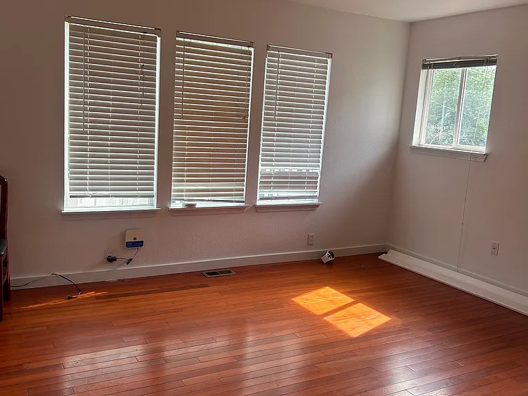 3012 S Bradford St — Photo 13