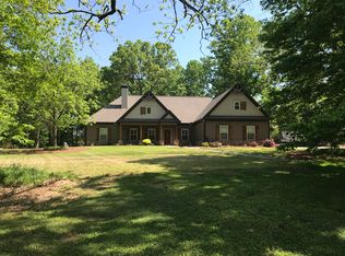 971 Sandy Creek Rd, Fayetteville, GA 30214