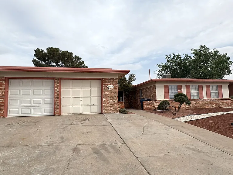 6455 Belton Rd — Photo 1