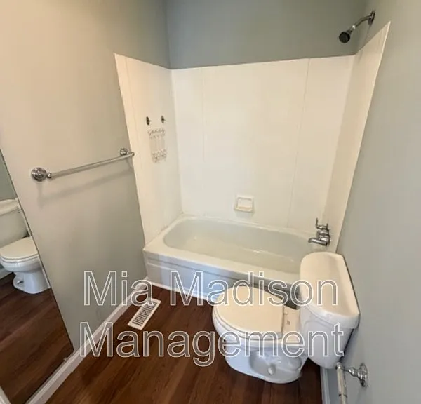 527 Tibet Ave #3 — Photo 13