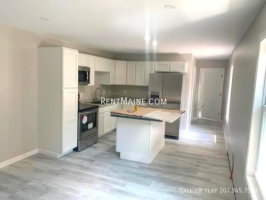 46 Bradbury St #3