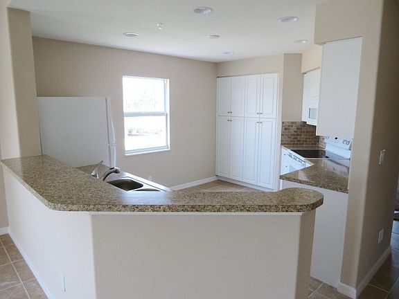 3rd image of 27520 Palmesta Cir #49