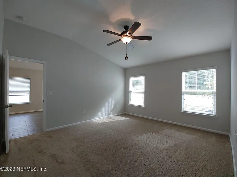 208 Midway Park Dr — Photo 27