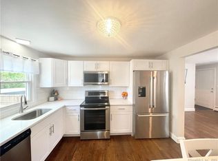 887 Platt St, Bridgeport, CT 06606