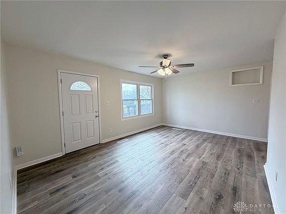 2nd image of 324 Blaine Ave