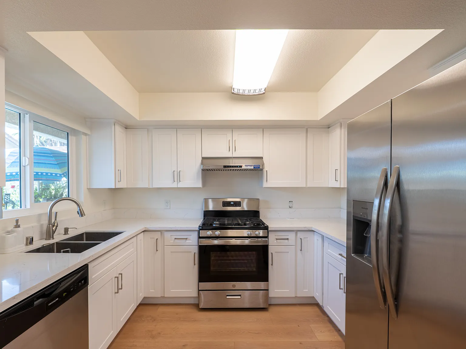 1 bed, 850 sqft, $2,500 — Photo 4