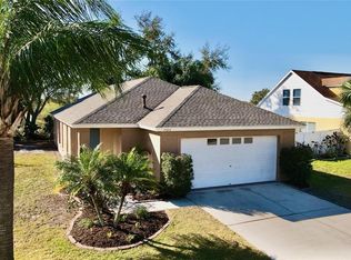 24814 Laurel Ridge Dr, Lutz, FL 33559