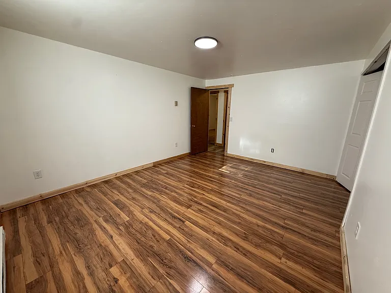 545 Coulee Dr — Photo 32