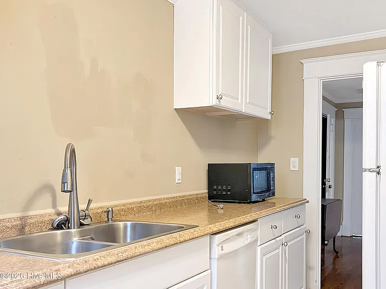 2407 Wrightsboro Rd #C — Photo 4