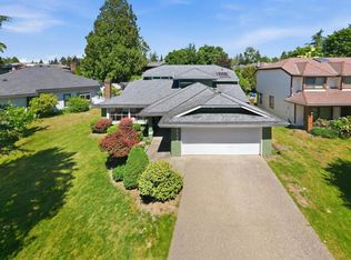 10446 Fraserglen Dr, Surrey, BC V4N 1T5