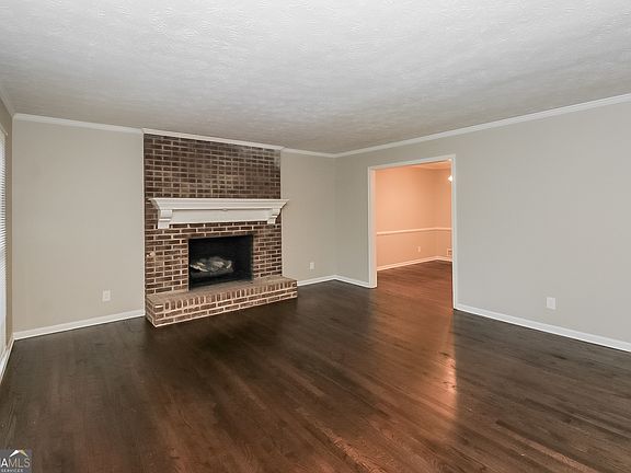 2nd image of 3103 Skyland Dr SW