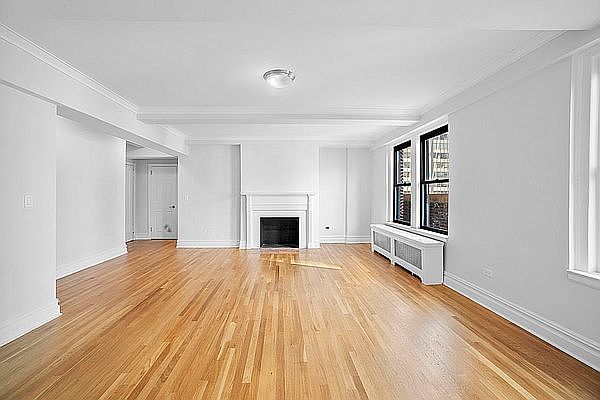 1st image of 404 E 55th St #15A