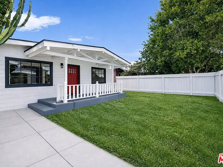 915 Palms Blvd — Photo 1