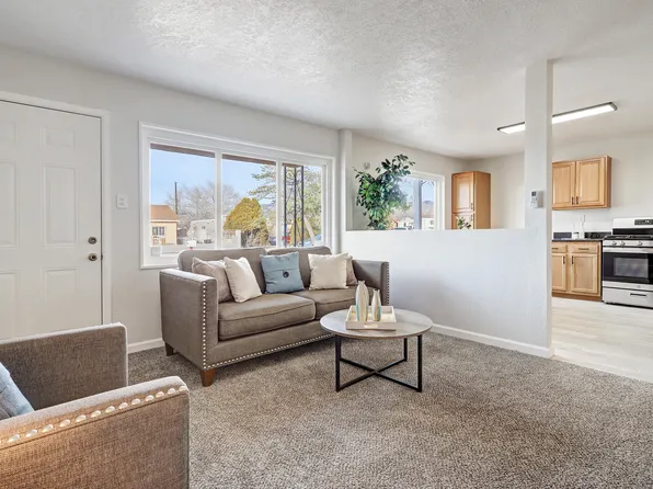 8008 San Joaquin Ave SE, Albuquerque, NM 87108