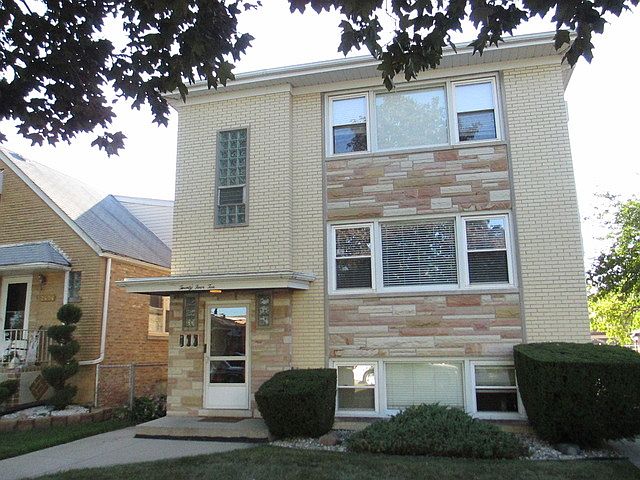 1st image of 2410 N 77th Ave #1