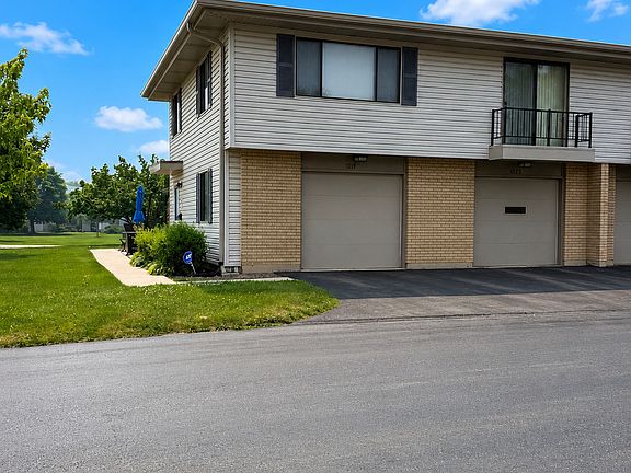 2nd image of 1019 Tobey Ct #1019