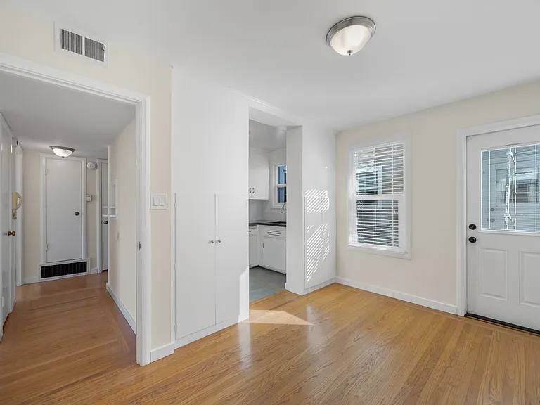 425 Euclid Ave #1077R — Photo 7
