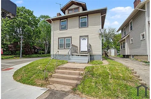 2600 Wayne Ave Photo 1