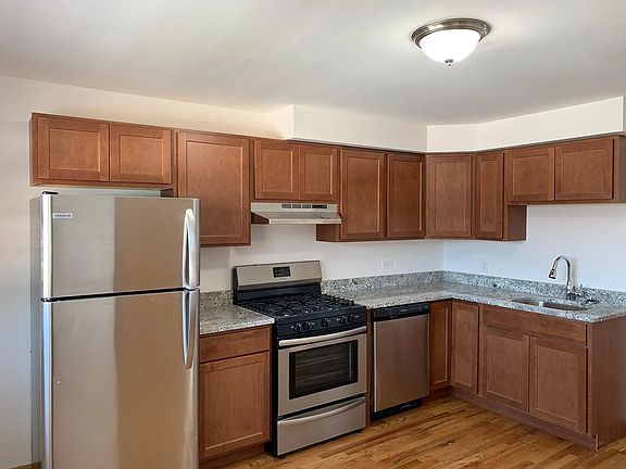 4th image of 4250 W Lawrence Ave #1S