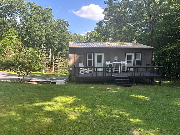 3rd image of 1179 Crooked Island Rd