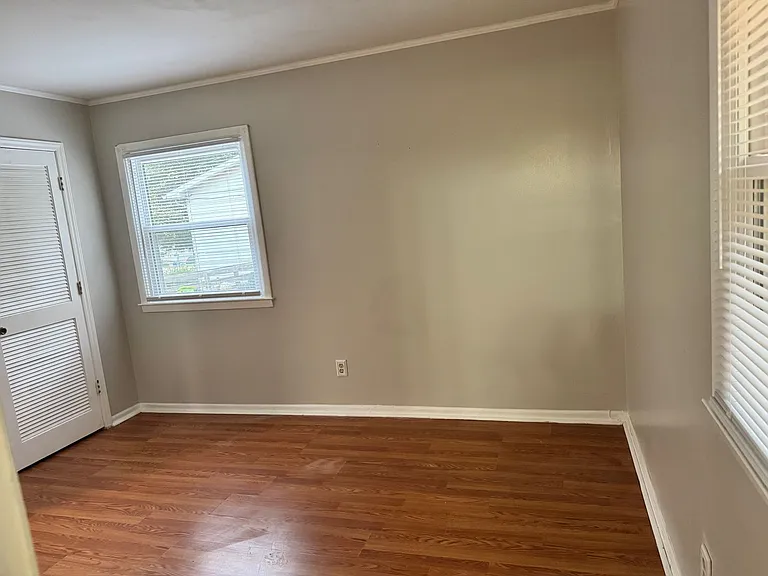 1561 Marble St — Photo 6