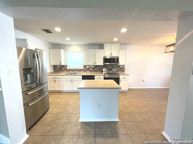 902 Sundance Hunt — Photo 8
