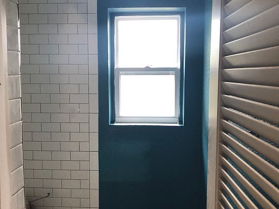 5th image of 4216 Dawn Dr